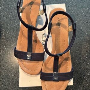 Women’s sandal